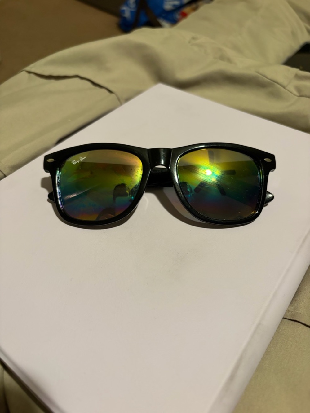 Ray-Ban Men’s Black Frame Sunglasses with Green-Yellow Mirrored Lenses